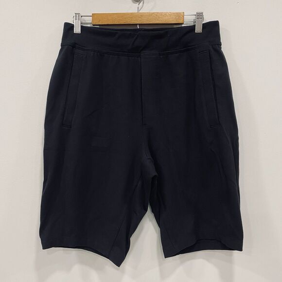 LULULEMON Mens M Black Athletic Gym Training 11” Shorts Stretch Pockets Unlined - Picture 1 of 16